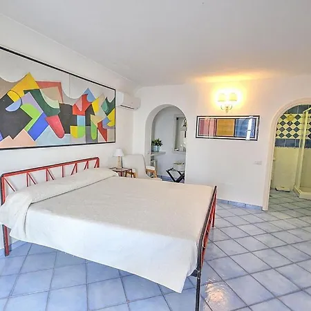 Sleeps 10 Pool Air Con Wifi *