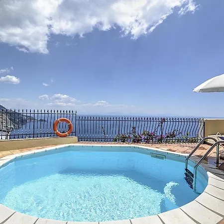 Sleeps 10 Pool Air Con Wifi Villa
